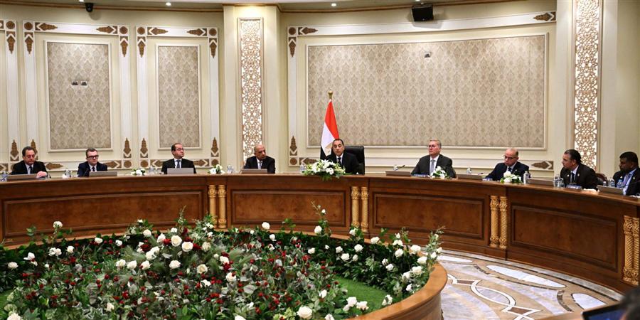 Egypt reviews energy expansion plans with global firms amid regional tensions